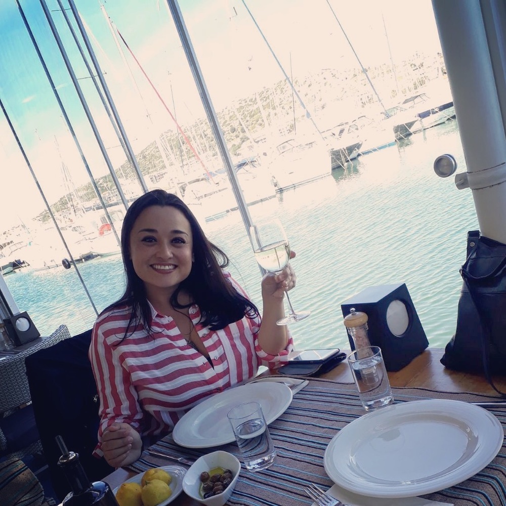 Meet your Posher, Debbie